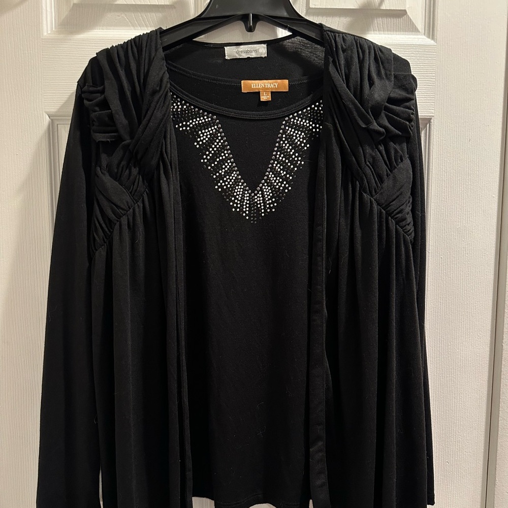 Ellen Tracy Women’s Top & Cardigan - Picture 1 of 7